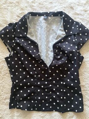 Edikted Black and White Polka Dot Button-Front Blouse
